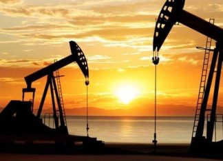 Oil slips to two-week low as US and Iran seen moving closer to deal