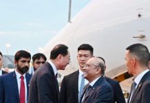 President Zardari arrives in Chengdu, China