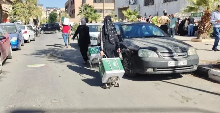 KSrelief-distributes-1548-food-baskets-in-Rural-Damascus-Syria-e1761810059205-768x395