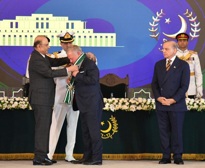 68844-e1763303523576-696x573