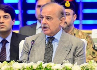 PM for strict actions against individuals, businesses involved in informal economy, tax evasion