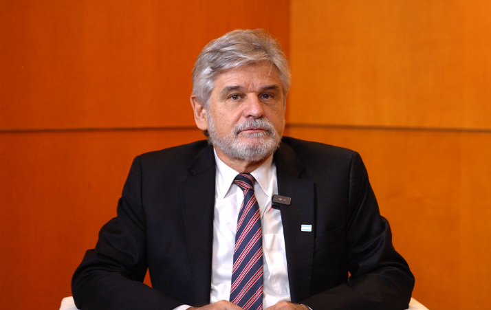 W020251111579423193270