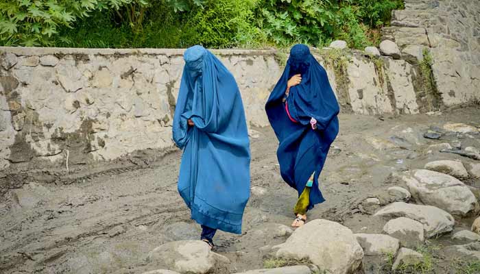 UN calls on Taliban to lift ban on Afghan women in its offices