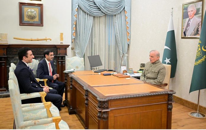 Muhammad-Shehbaz-Sharif-e1765386822552-696x440