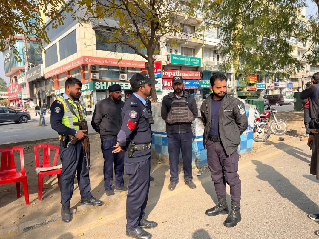 WhatsApp Image 2025-12-14 at 9.27.40 PM_16_11zon