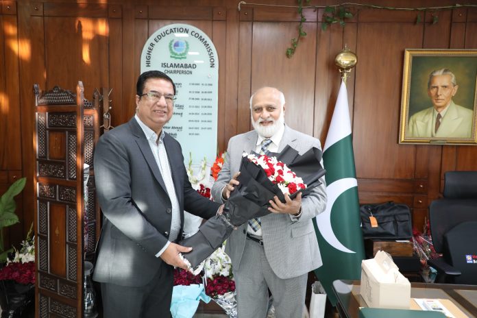 ICSF director felicitates Dr Niaz on becoming new HEC Chairman