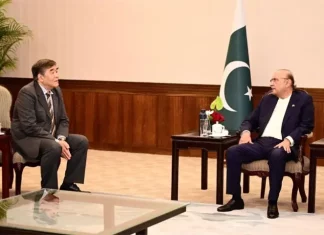 Zardari invites investment in ‘priority sectors’ on China visit