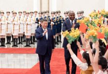 China, Mozambique upgrade ties to community with shared future in new era