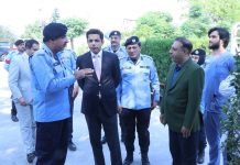 Addl IG Balochistan visits Safe City, reviews advanced systems