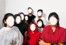 3 men, 7 women caught during raid on prostitution racket