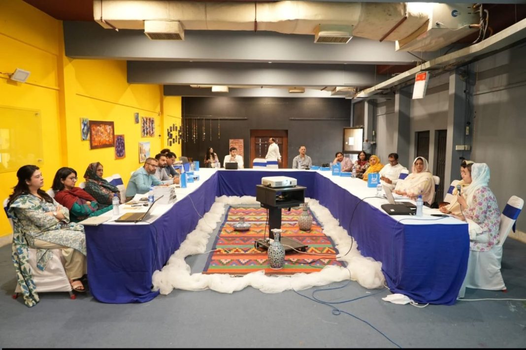 Lok Virsa, UNESCO hold faculty session on integrating heritage into higher education