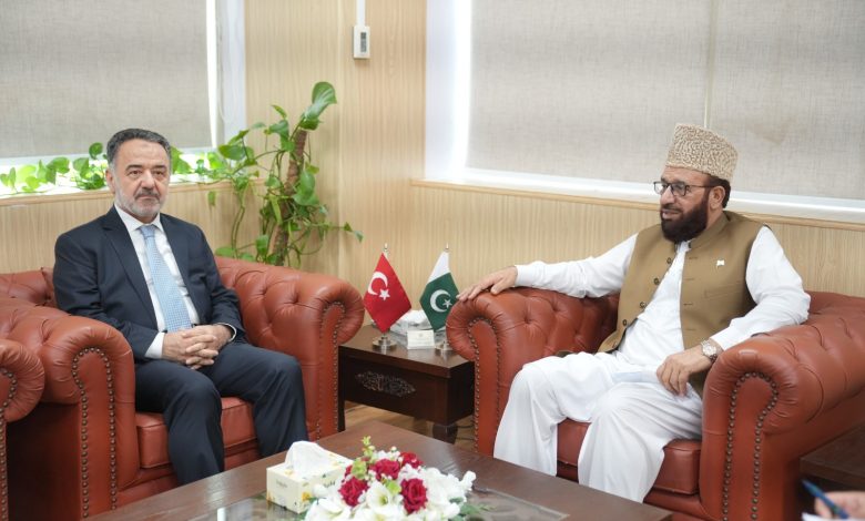 Religious Minister meets Turkish Envoy