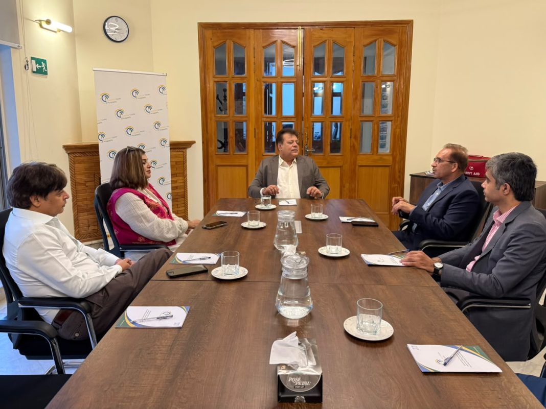 VC Ziauddin Uni visits FGP