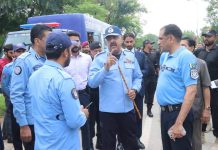 Cops ensure security at Chehlum procession of Hazrat Imam Hussain (AS)