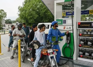 Govt raises petrol by Rs4.42, diesel up by Rs6.10 per litre