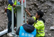 Rescuers push deeper into mudslide-hit area at China-Nepal border