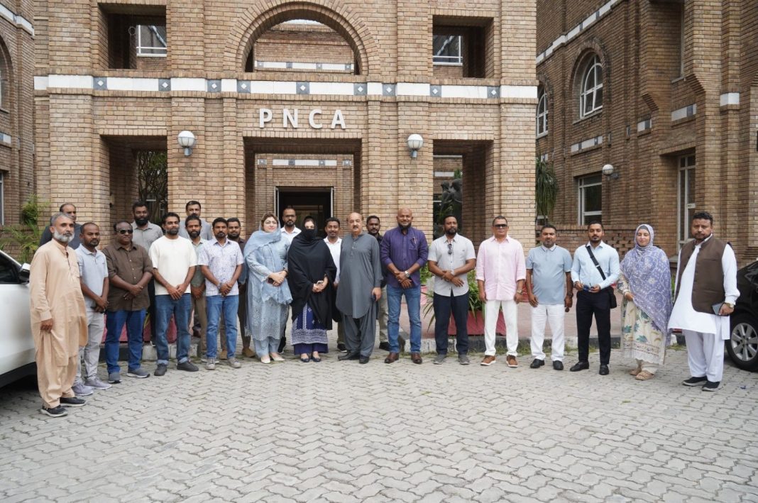 Maldivian parliamentary delegation visits PNCA to promote cultural ties