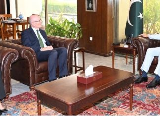 Gilani calls for stronger Pak-Australia parliamentary ties