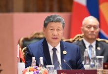 Xi calls for confidence, steps for national rejuvenation