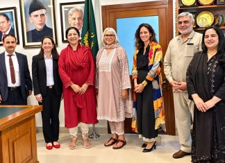 Wajiha, WFP join hands for girls’ education, school meals